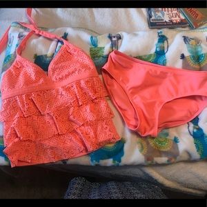 👙🧡Cat&Jack Girls coral ruffled 2 piece bathing suit